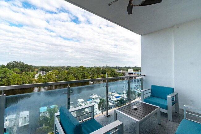 Building Photo - 202 Ivory Coral Ln