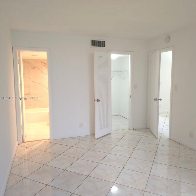 Building Photo - 3000 NW 48th Terrace