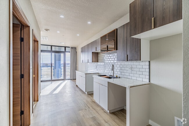 Interior Photo - The Tulsan at Midtown