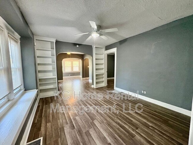 Building Photo - 6103 Walrond Ave