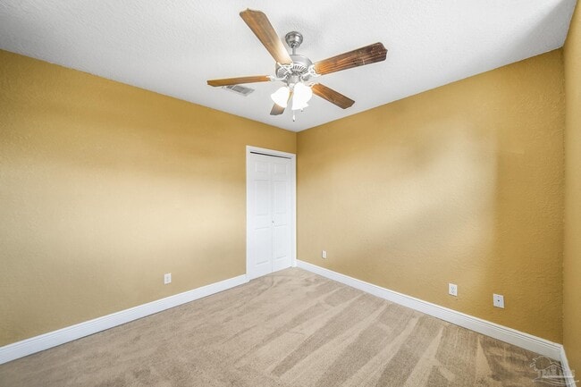 Building Photo - 7071 Lake Joanne Dr
