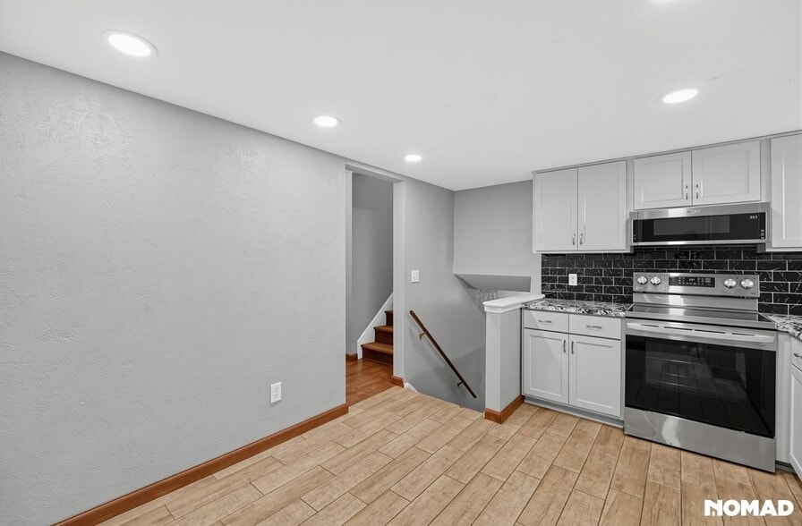 Building Photo - 4733 S Willow St