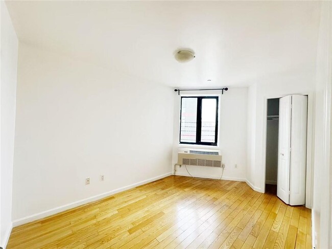 Building Photo - 60-70 Woodhaven Blvd