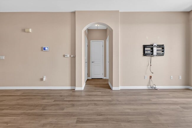 Building Photo - 3857 Pell Pl