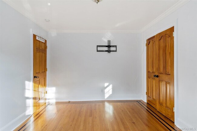 Building Photo - 42 Maria Ln
