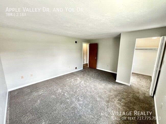 Building Photo - 914 Apple Valley Dr