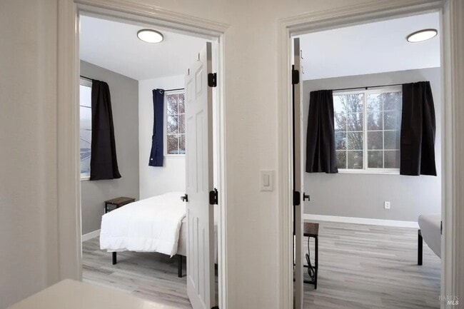 Building Photo - 5156 Woodward Ln