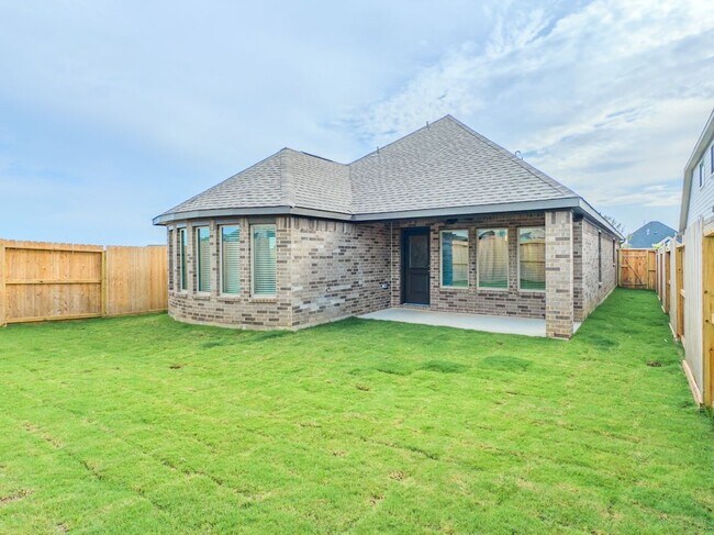 Building Photo - 334 Shining Succulent Dr