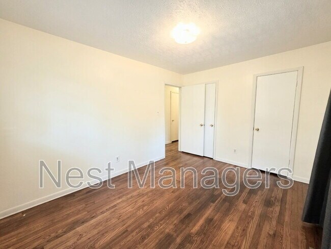 Building Photo - 5340 Docia Cir