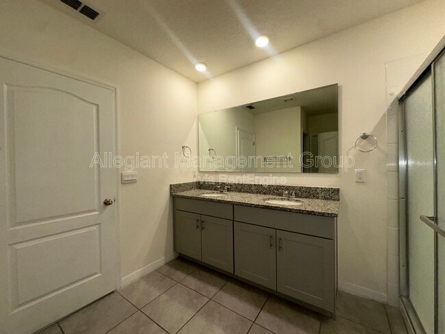 Building Photo - 1554 Oak Reserve Dr