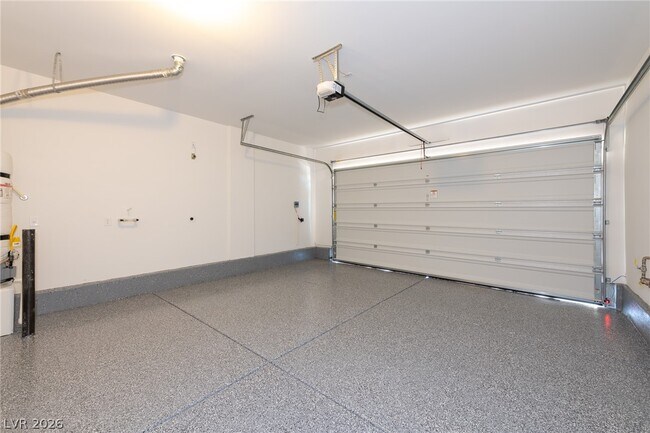 Building Photo - 747 Foreign Reef Wy