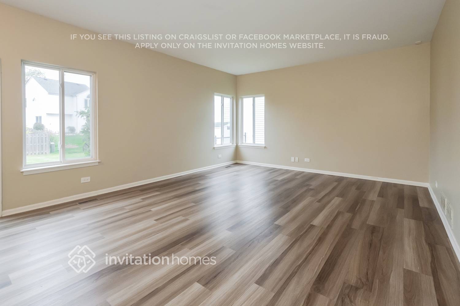 Building Photo - 290 S Annandale Dr