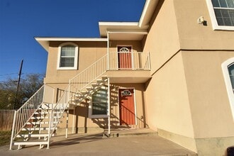Building Photo - 104 Alyssa Dr