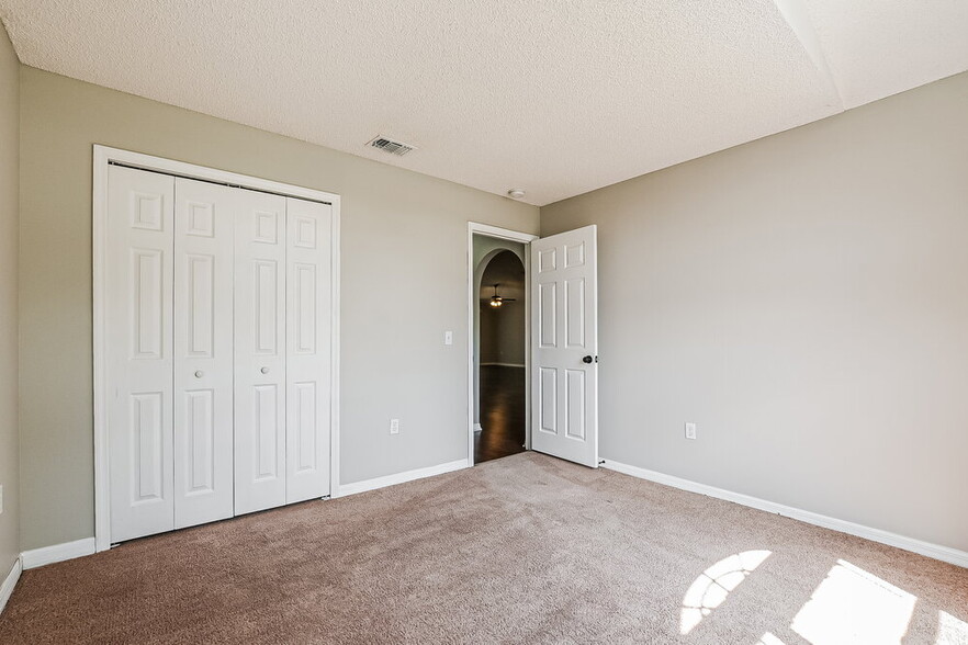 Building Photo - 3837 Cinnamon Fern Loop