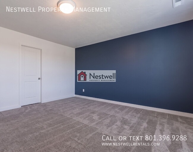 Building Photo - 1598 W Sparta Way