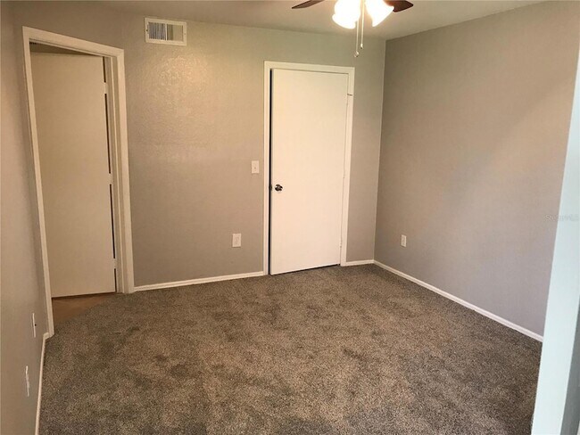 Building Photo - 2209 Antigua Pl