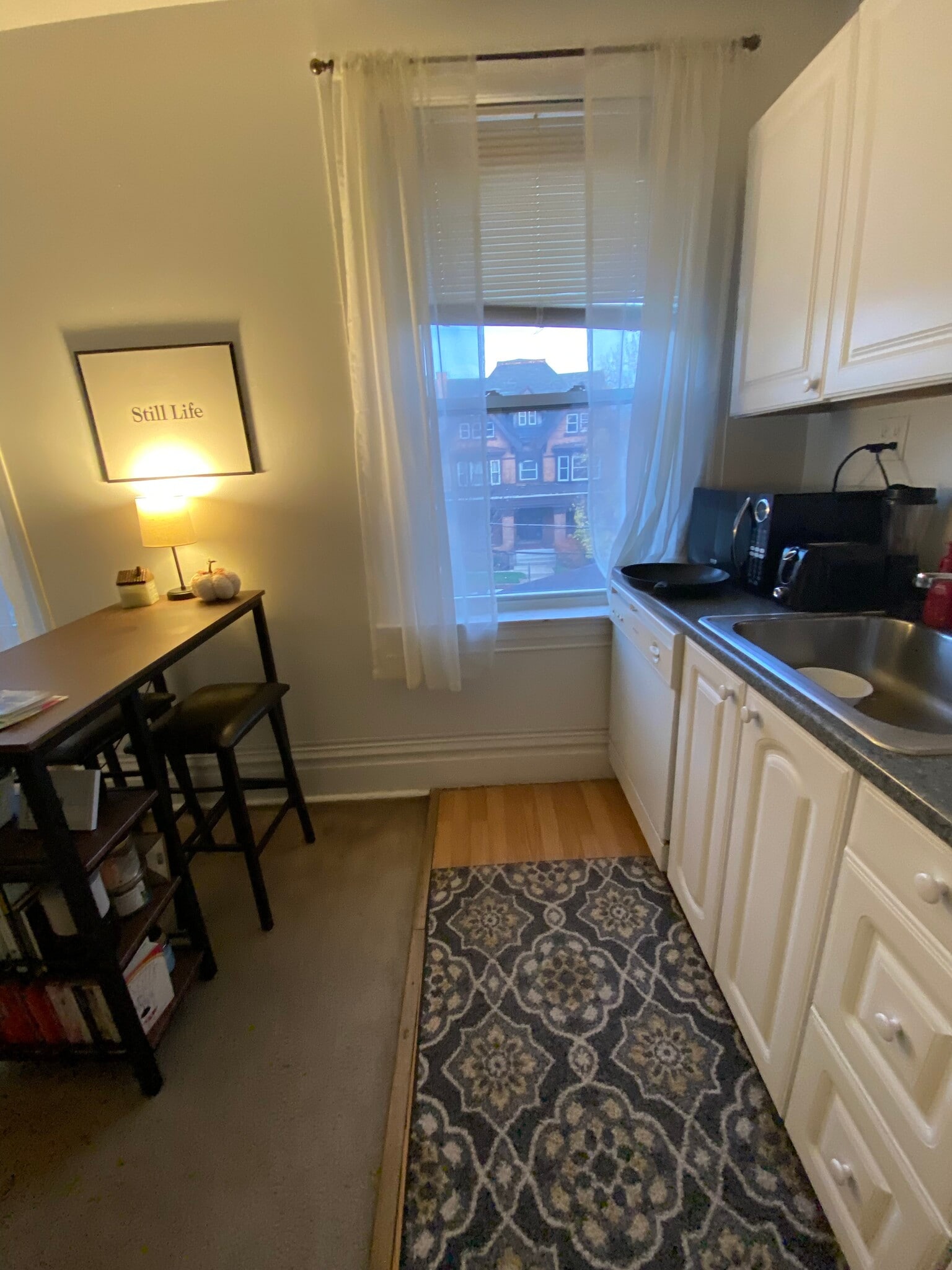 Building Photo - 370 S Negley Ave