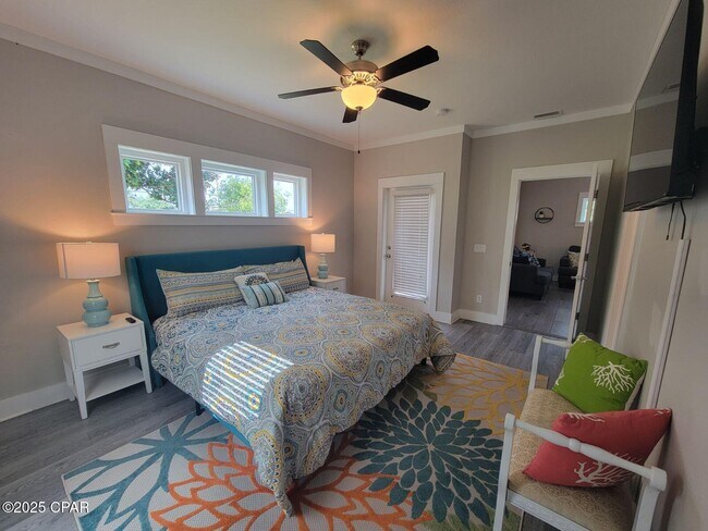 Building Photo - 100 Sea Breeze Cir