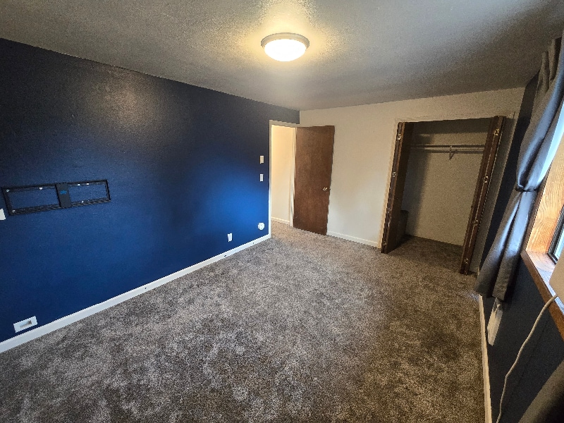 Building Photo - 1907 E St Maries Ave