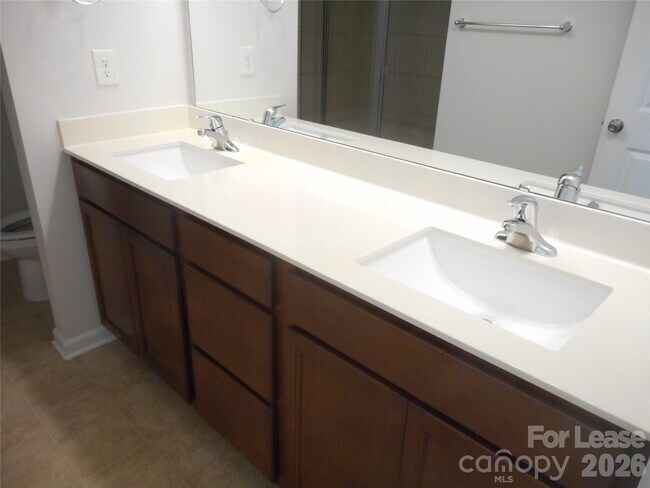 Building Photo - 5522 Harris Cove Dr