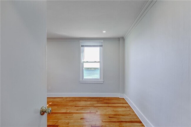 Building Photo - 38 Morningside Ln