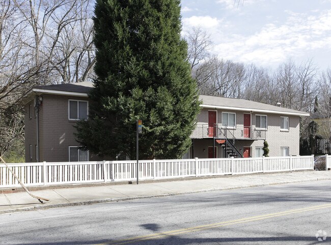 Building Photo - 780 Confederate Ave SE