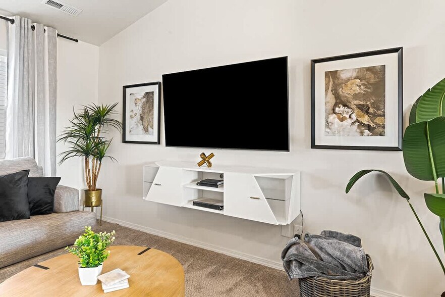 Building Photo - 3804 Bobwhite St