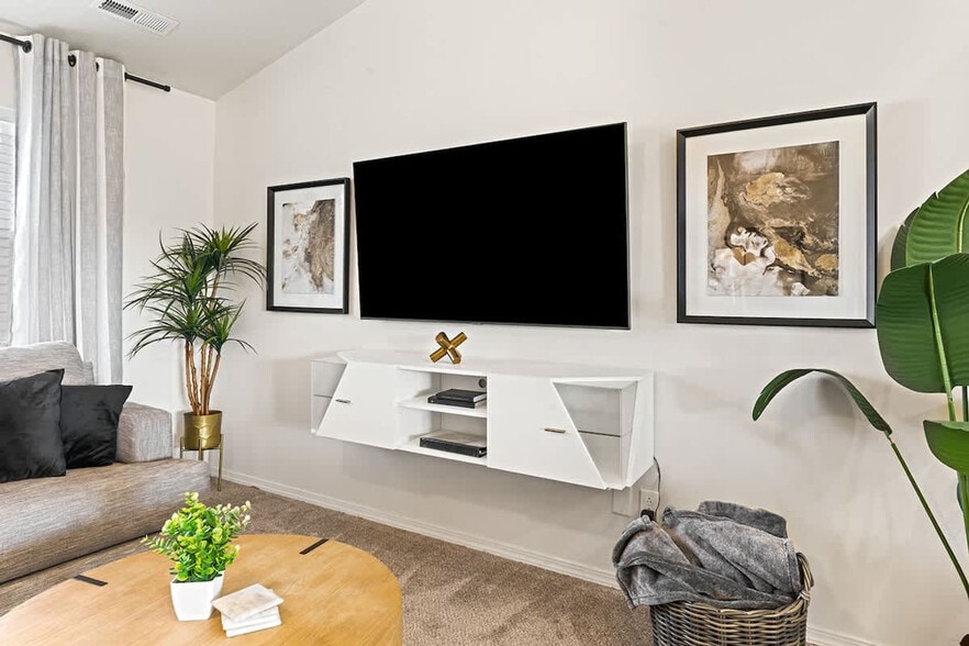 Building Photo - 3808 Bobwhite St