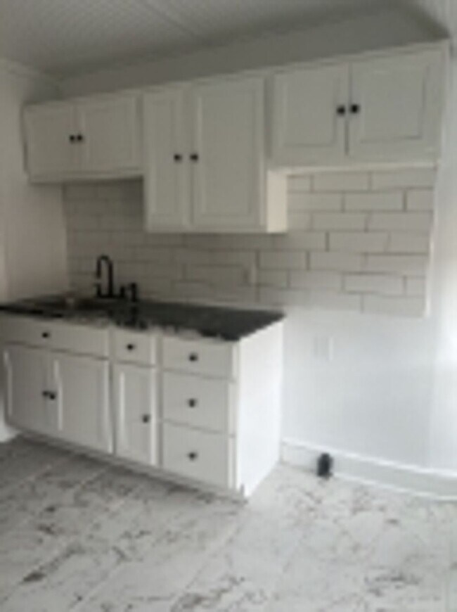 Building Photo - 71 N Brandywine Ave