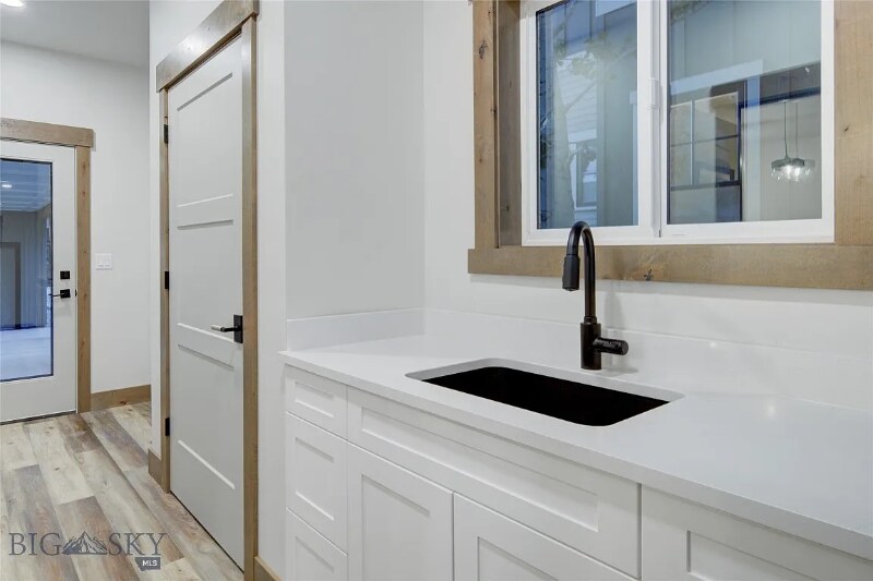 Building Photo - 4559 Alexander St