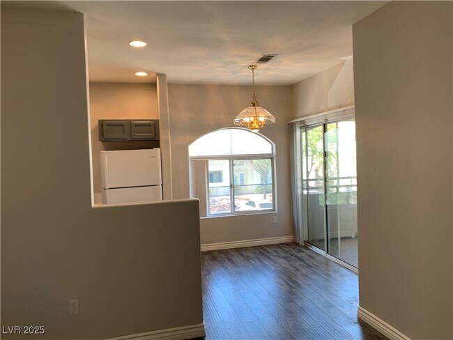 Building Photo - 1510 Ruby Cliffs Ln