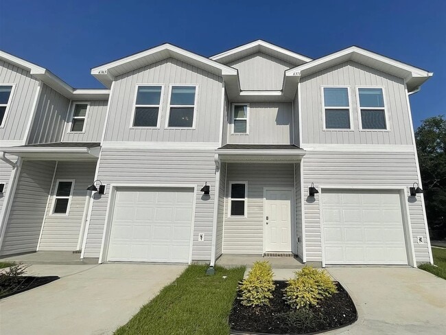 Building Photo - 1308 Leeway Dr