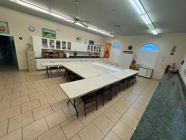 Building Photo - 5520 NW 26th Ln