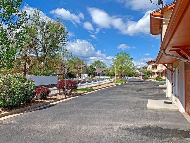 Building Photo - 8989 W 50th Ln