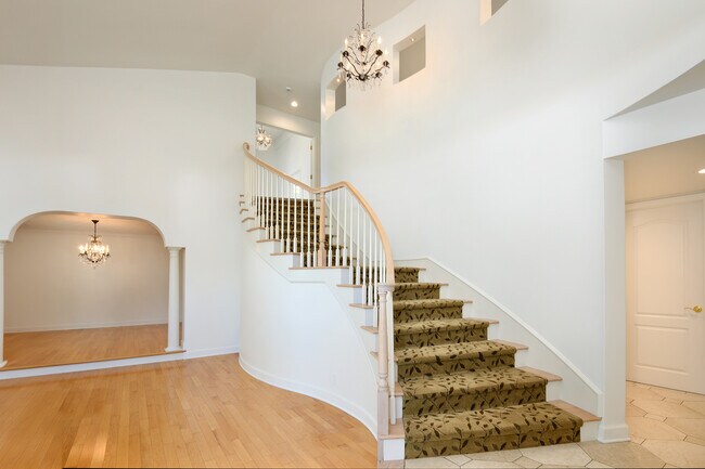 Building Photo - 1643 2nd St