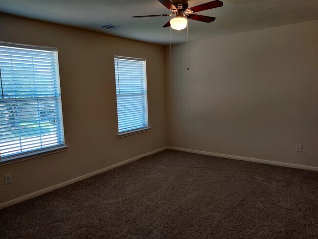 Building Photo - 3922 Camden Fields Ln