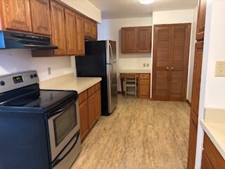 Building Photo - 1515 Jills Dr