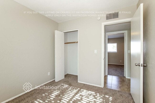Building Photo - 12956 W Desert Ln