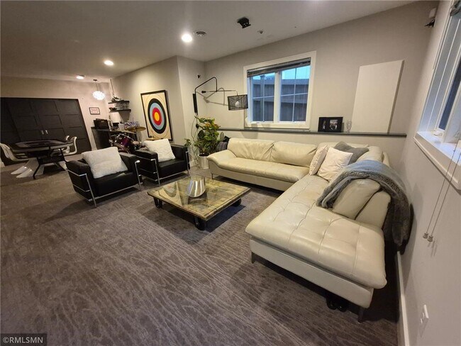 Building Photo - 3840 Upton Ave S