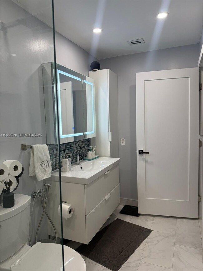 Building Photo - 16314 SW 97th St