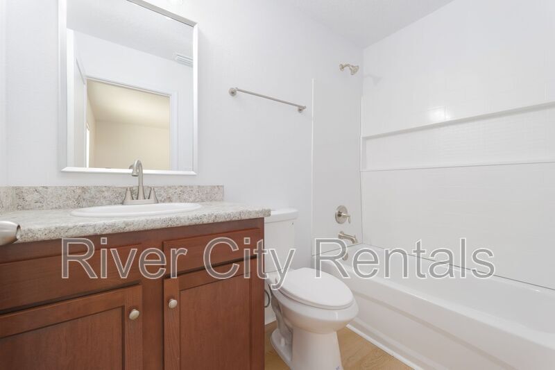 Building Photo - 7156 Duke St