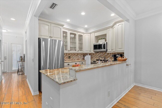 Building Photo - 624 Ponte Vedra Blvd