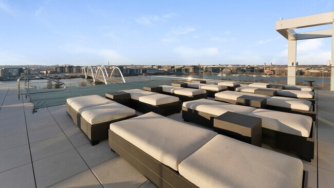 Building Photo - 632 Howard Rd SE