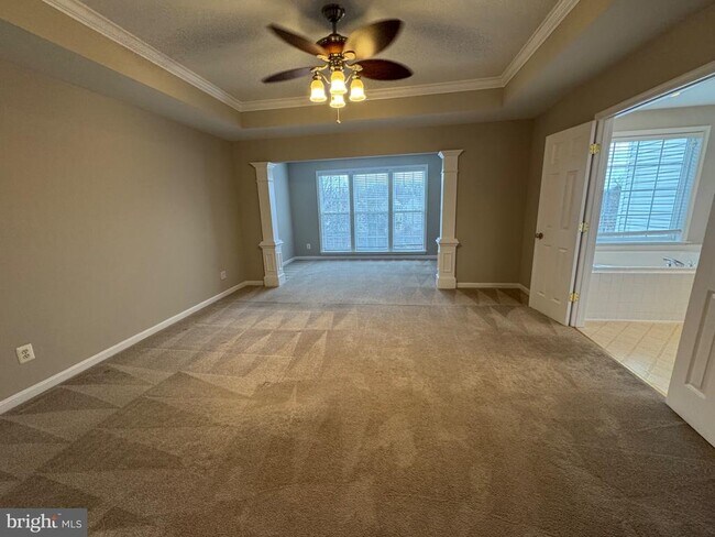 Building Photo - 45776 Mountain Pine Square