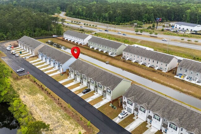 Building Photo - 332 Bayou Loop