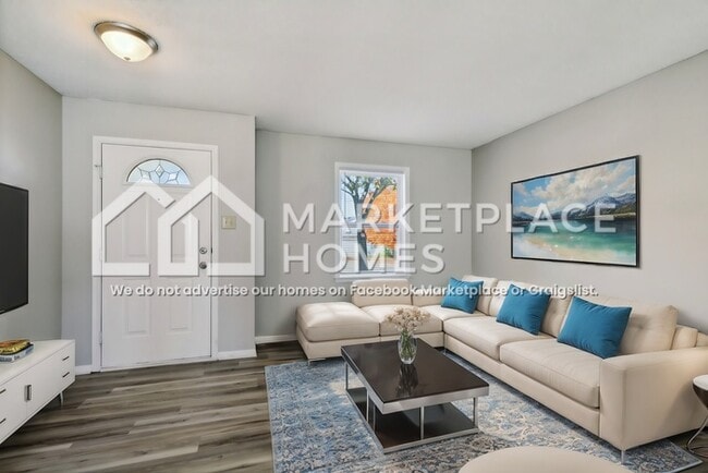 Building Photo - 10760 August Dr