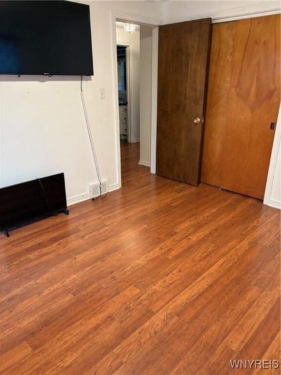 Building Photo - 850 Page Ave