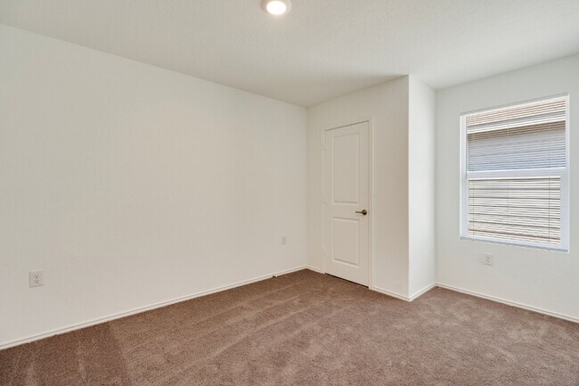 Building Photo - 4210 Artesian Belt