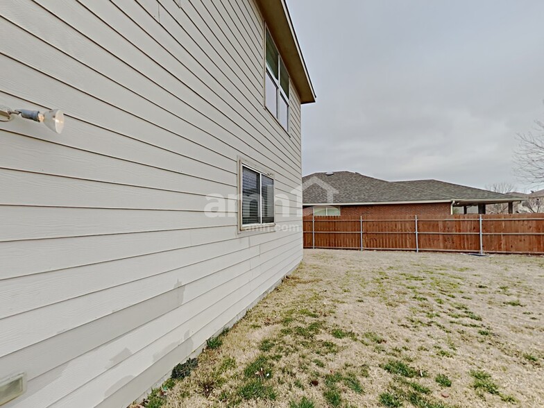 Building Photo - 1618 Withers Way
