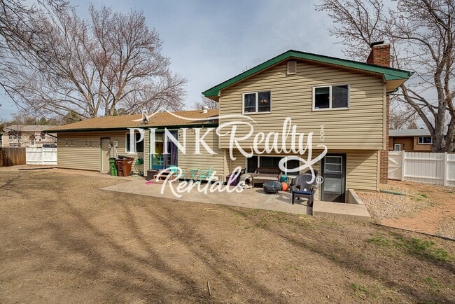 Building Photo - 1716 Wooten Rd